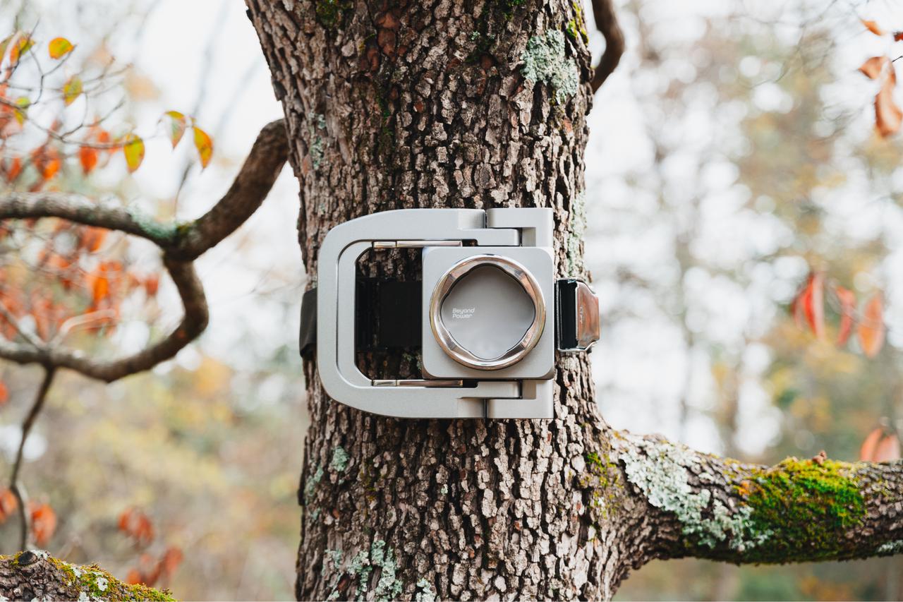 Beyond Power Strap Mount