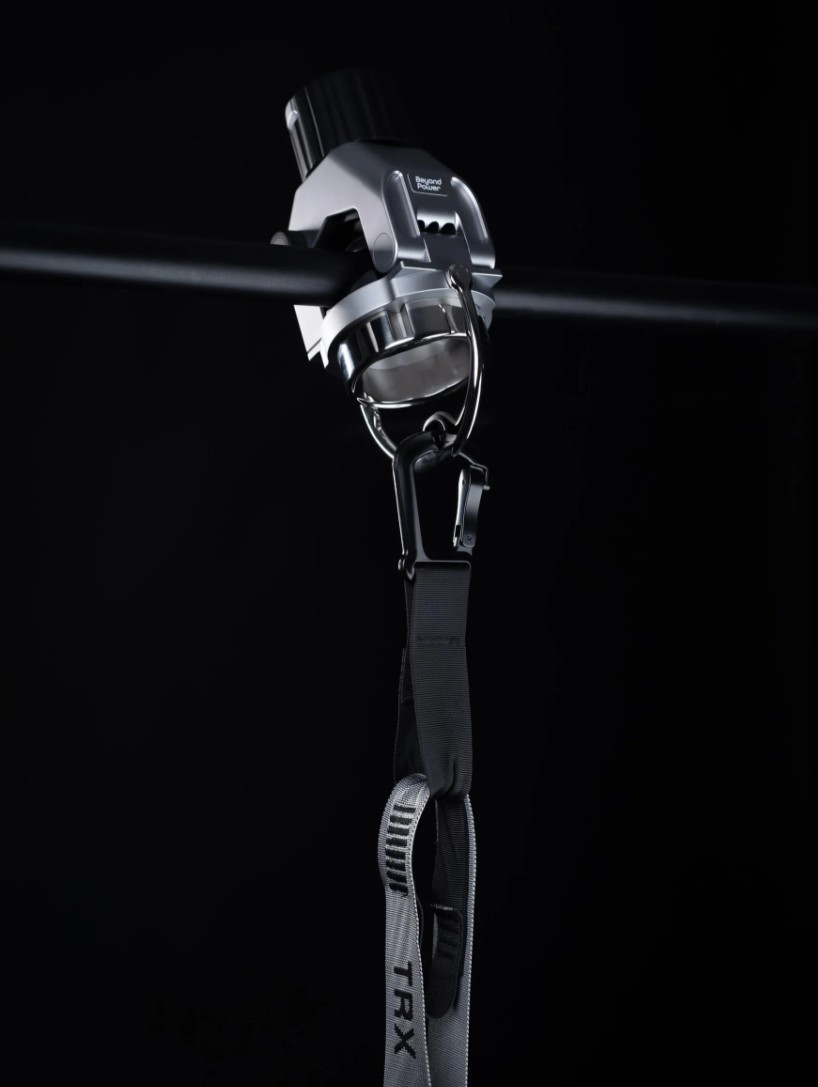 Beyond Power Adaptive Bar Mount