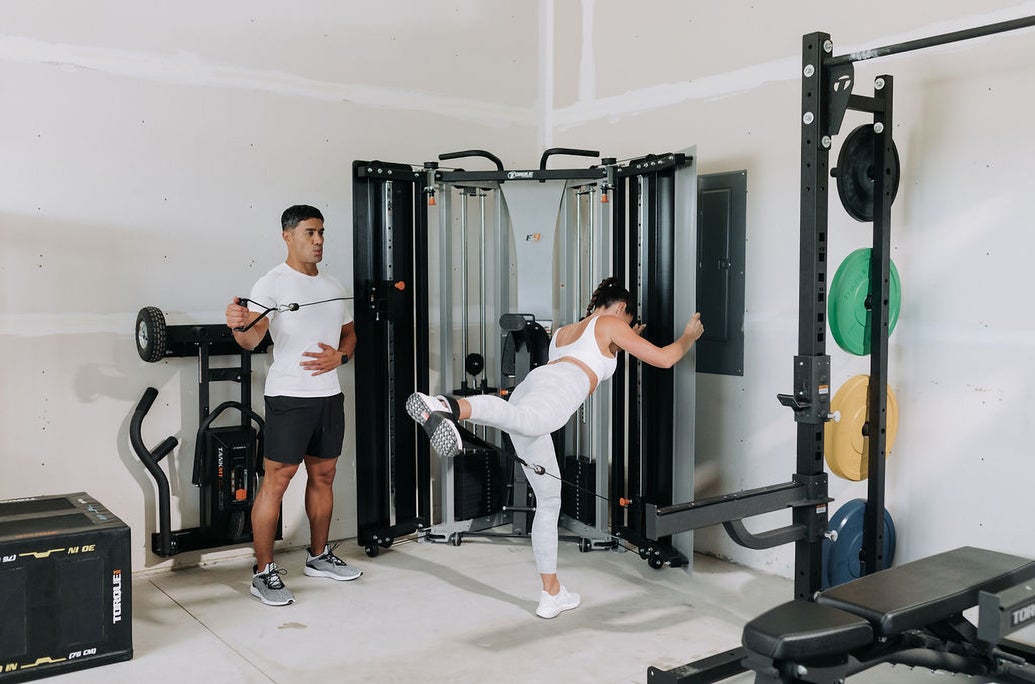 Torque-F9-Functional-Traininer-bei-pullsh5 Torque F9 Aufklappbarer Functional Trainer bei pullsh