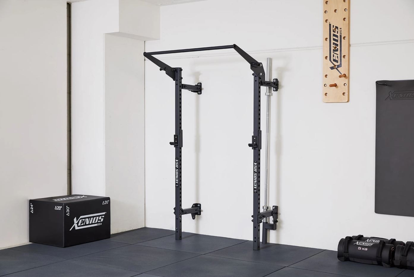 Xenios-Liftable-Rack-mit-Klimmzustange-bei-pullsh_5 Liftable Rack mit Klimmzugstange bei pullsh