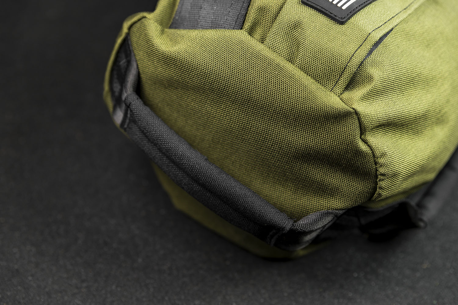xenios-sandbag-oliv Xenios Sandbag