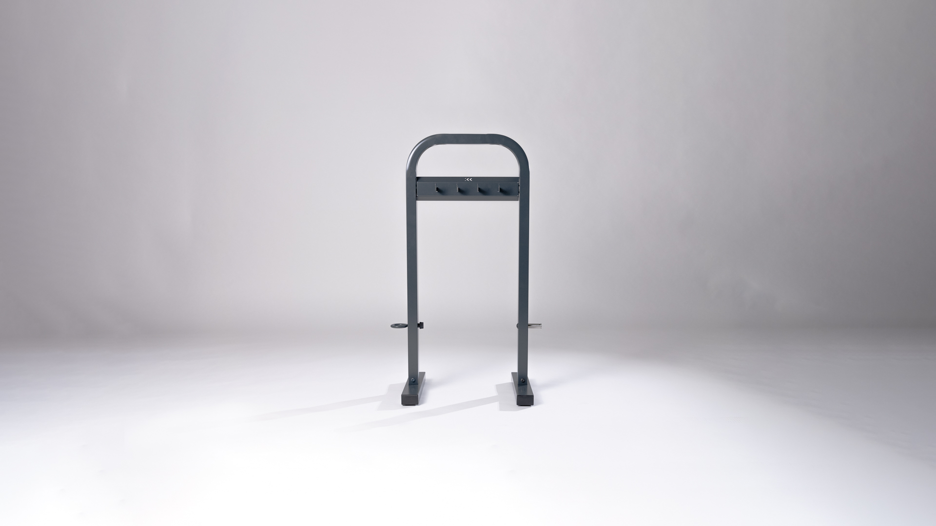 Advanced Accessory Rack freistehend bei pullsh